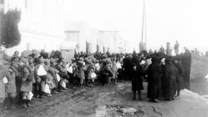 Griechische und armenische Waisen - (Ref-Nr. img010)